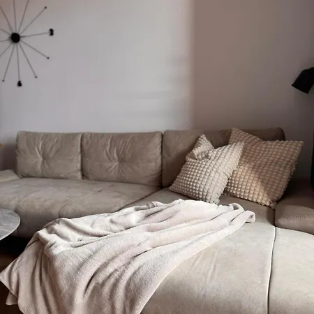 Seaview Etara Iv In Apartment