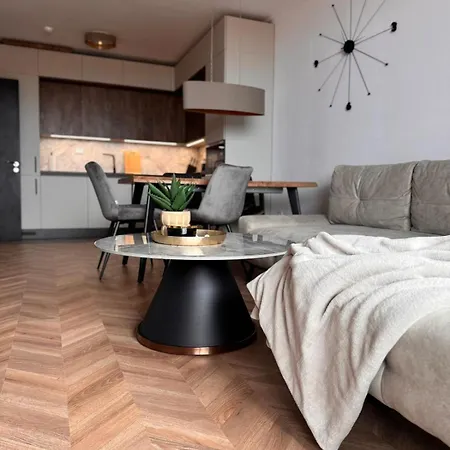 Apartment Seaview Etara Iv In